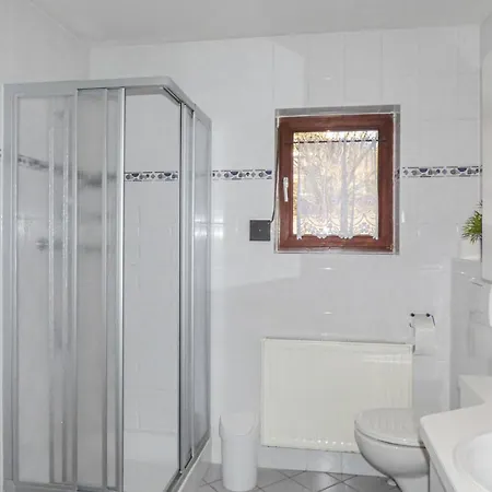 2 Bedroom In Apartman Arrach